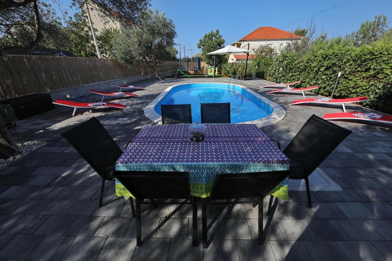 Apartment With Private Pool Sukosan Exterior photo